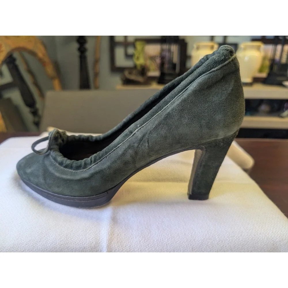 NEW! Sofia Tartufoli  41/10 Green Velvet Pumps With Drawstring Tie GORGEOUS